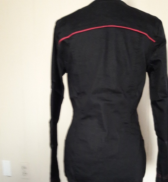 Scrub Jacket Allure by White Cross - Picture 6 of 7